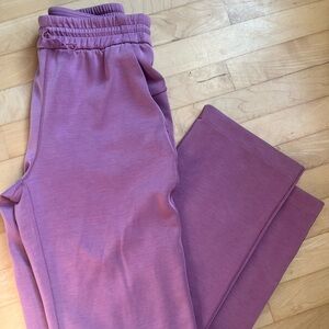 Lululemon softstreme pants regular size 4 Velvet dust